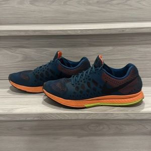 NIKE PEGASUS 31 MENS SIZE 10